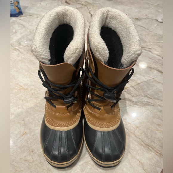 Sorel Caribou Waterproof Insulated Women’s Size 6 Snow Boots Leather and Rubber - Picture 4 of 5